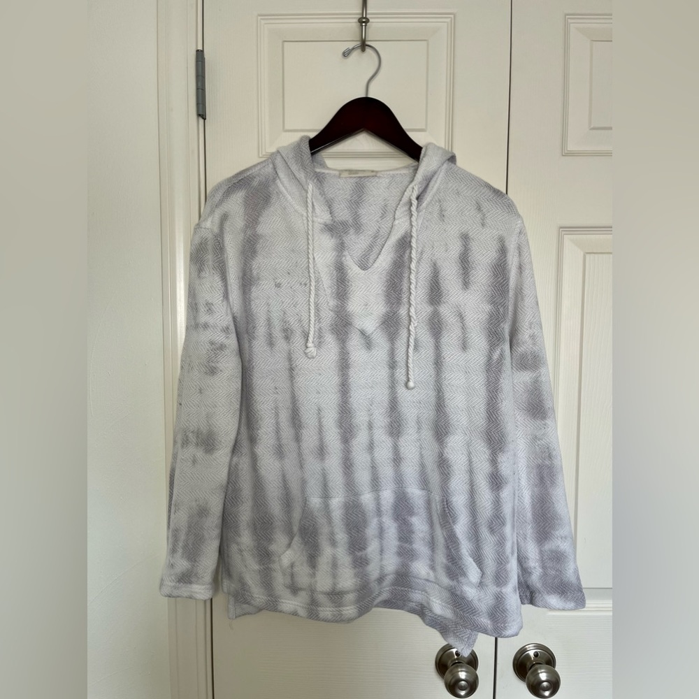 Tie-dye knit beach sweater hoodie